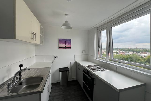 Flat 113, Riverbank Tower, Bridgewater Street, Salford photo 3
