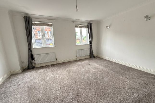 23a, Station Road, Netley Abbey photo 2