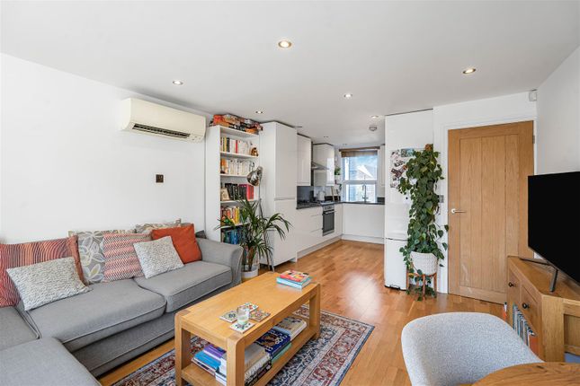 Flat 1 13, Cambridge Road, Kingston Upon Thames photo 4