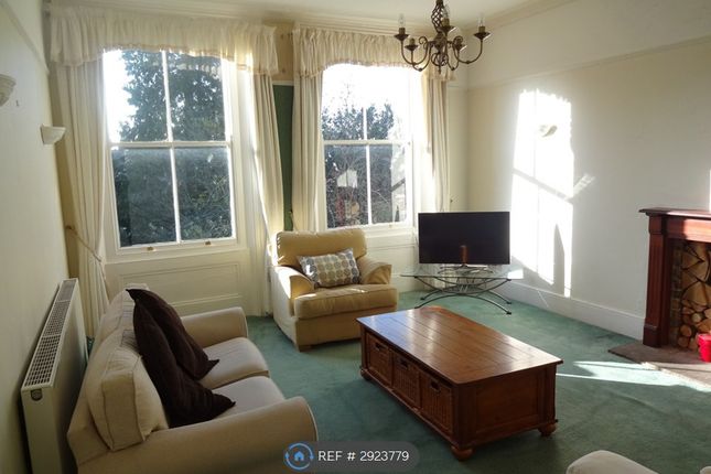 Flat, South Park, Sevenoaks photo 3