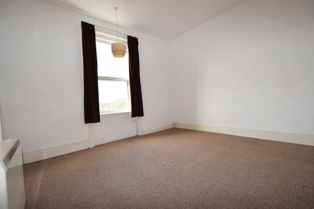 Flat 4a 6, Old Road East, Gravesend photo 5