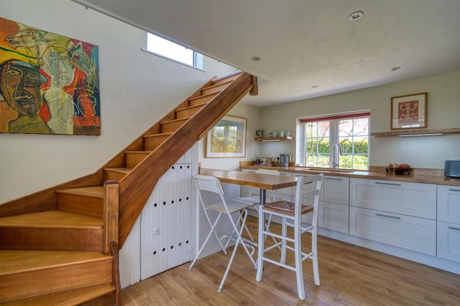 April Cottage, Shaftesbury Road, Mere photo 4