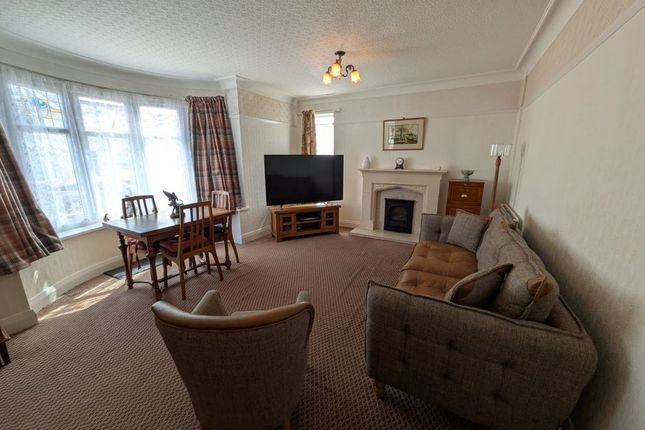12, Herkomer Crescent, Llandudno photo 4
