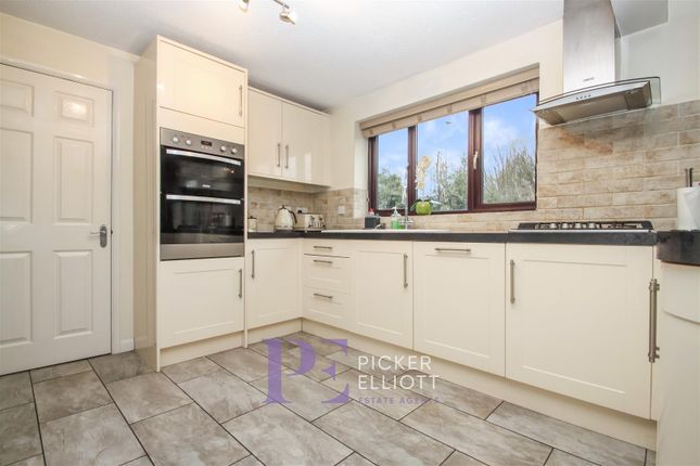 Detached house for sale in Briarmead, Burbage, Hinckley