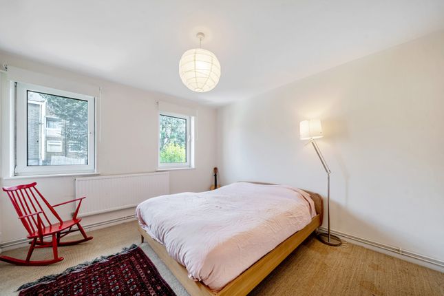 Tappesfield Road, London photo 4
