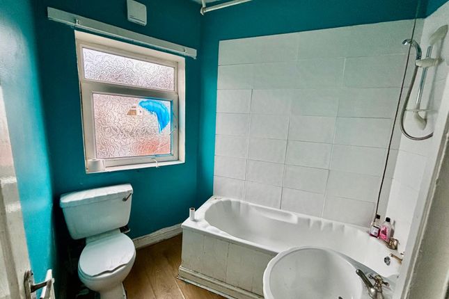 8 Jubilee Terrace, Crook photo 5
