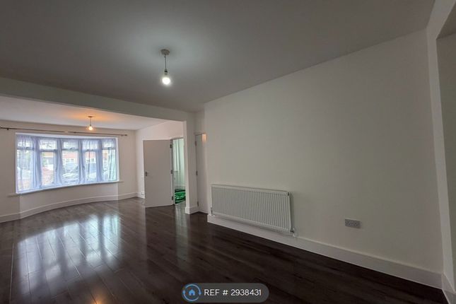 Lady Margaret Road, Southall photo 2