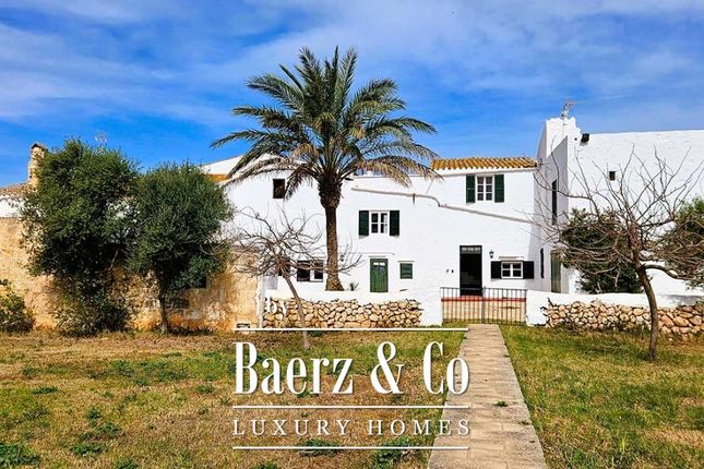 Villa for sale in Ciutadella De Menorca, Balearic Islands, Spain