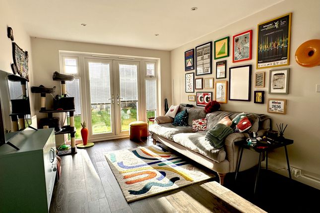 14, Marsh Rise, Ashford photo 2