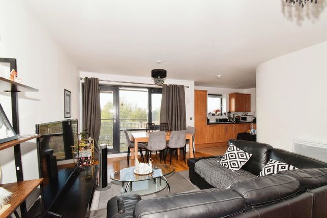 Flat for sale in Bath Lane, Leicester, Leicestershire
