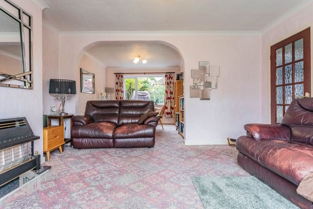 6 Radcliffe Avenue, Warrington photo 3