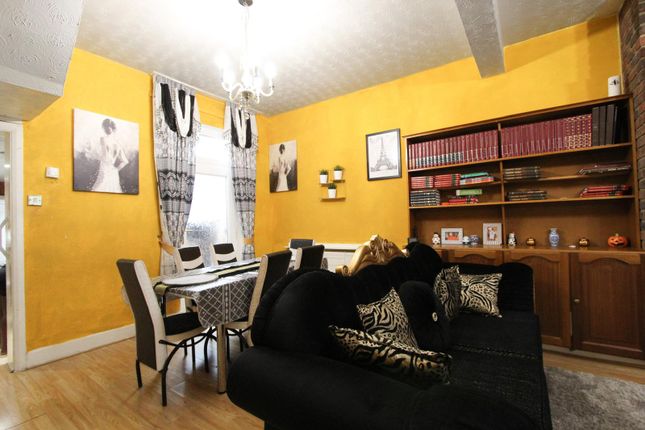 18, Asplins Road, London photo 3