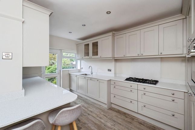 23, Gaddum Road, Manchester photo 4