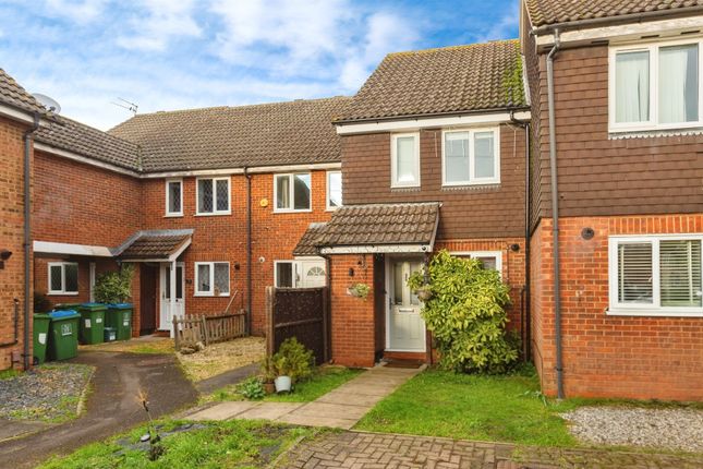 2-bed terraced on 39, Pearson Close, Aylesbury, £275,000