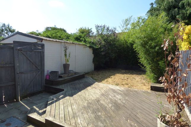 5, Langley Close, Worcester photo 2