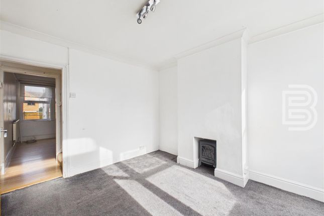 20, Spring Street, Rugby photo 2