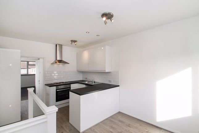 97E, Arundel Drive, Harrow photo 3
