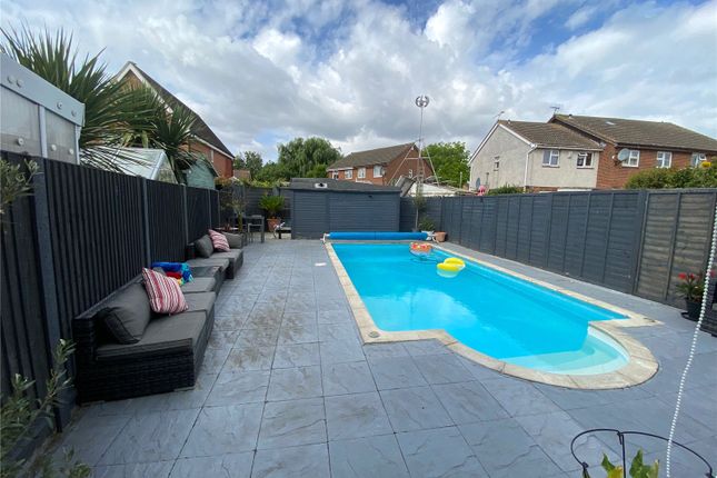 28, Diligent Drive, Kent photo 2