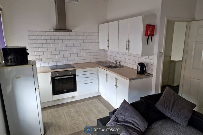 Thumbnail Flat to rent in Raby Road, Hartlepool