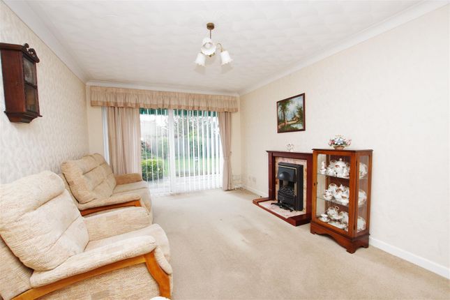 3, Trajan Road, Swindon photo 3