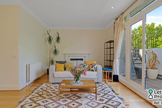 Flat 6, 105, St. Georges Square, London photo 4