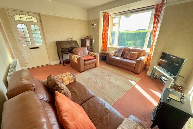 8 Cadewell Lane, Torquay photo 3