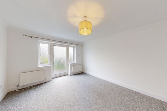 11, Ilex Road, Kent photo 2