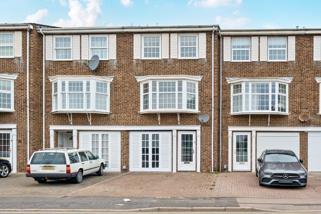 1360100-1-68d7E16...