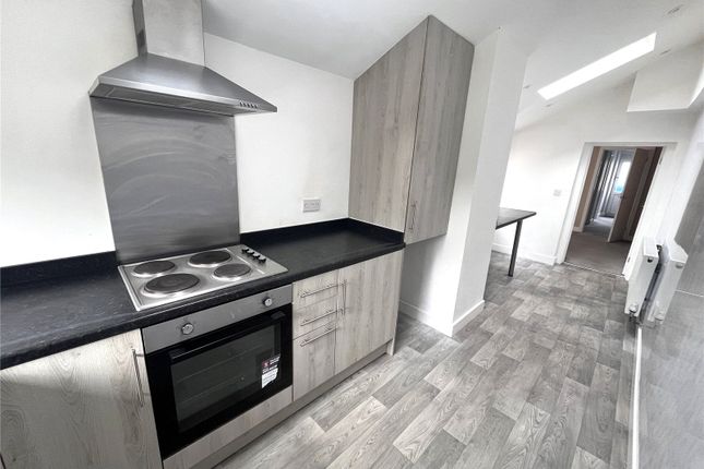 19, Market Street, Pembrokeshire photo 2