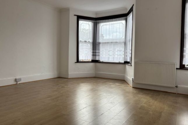 First Floor, Norfolk Road, Ilford photo 3