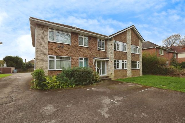Flat for sale in Talbot Avenue, Winton, Bournemouth