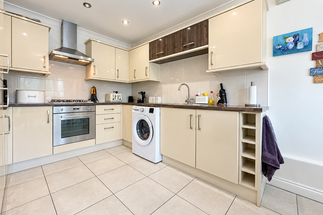 41 Parc Aberaman, Aberdare photo 2