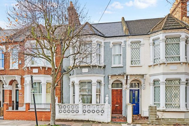 Thumbnail Property for sale in Forthbridge Road, London