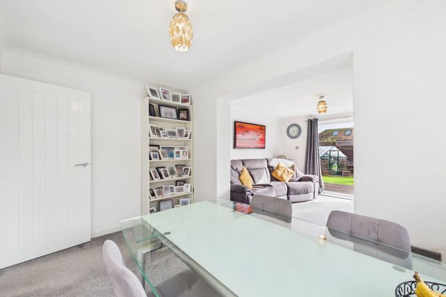 45 Hurley Road, Worthing photo 3