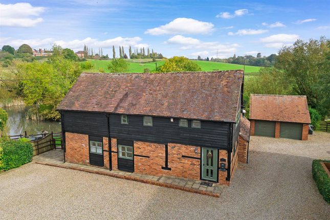 Barn conversion for sale in Upper Battenhall, Worcester