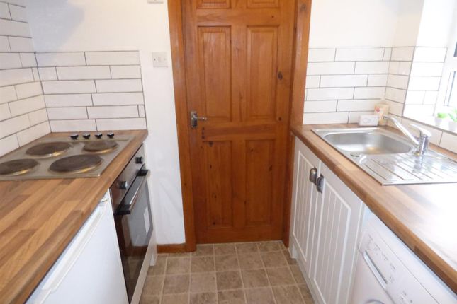 Flat 2(b) 259, Shields Road, Newcastle Upon Tyne photo 5