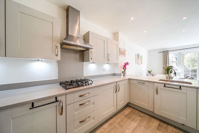14 Collison Avenue, Barnet photo 3