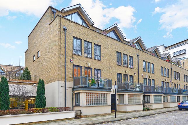 Thumbnail Town house to rent in Brightlingsea Place, Limehouse