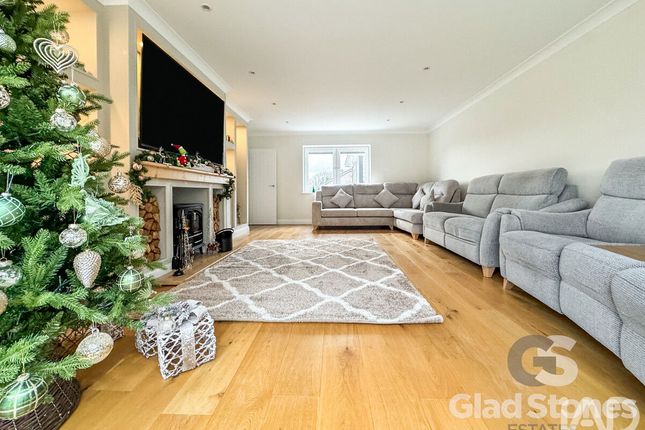 67, Ashery Drive, Plymouth photo 3