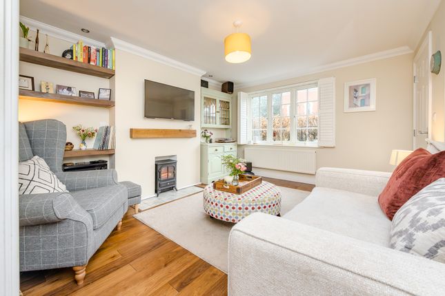 19, Chapel Walk, Coulsdon photo 3