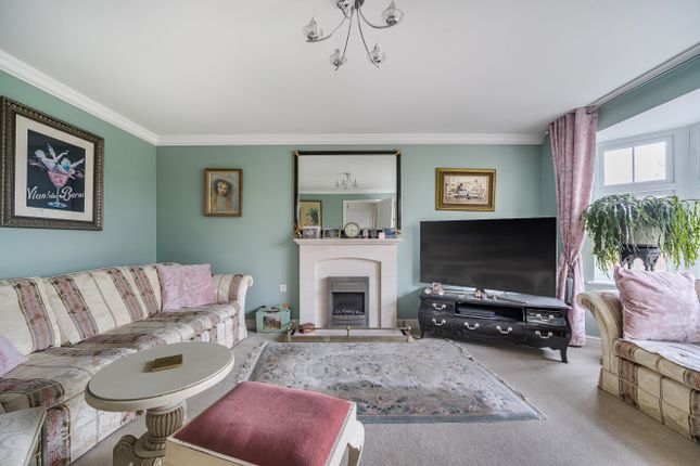 51 Barrington Way, Wellington Somerset, Somerset photo 4