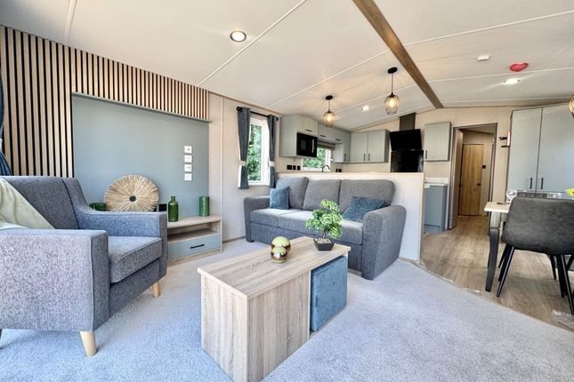 3-bed caravan on Coghurst Hall Holiday Park, Hastings, £109,995