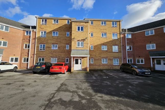 Thumbnail Flat to rent in Wakelam Drive, Armthorpe, Doncaster