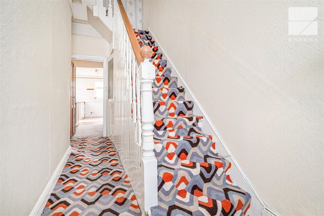 110, Winchester Road, London photo 2