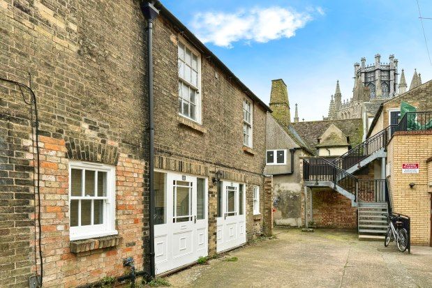 Thumbnail Property to rent in High Street Back, Ely