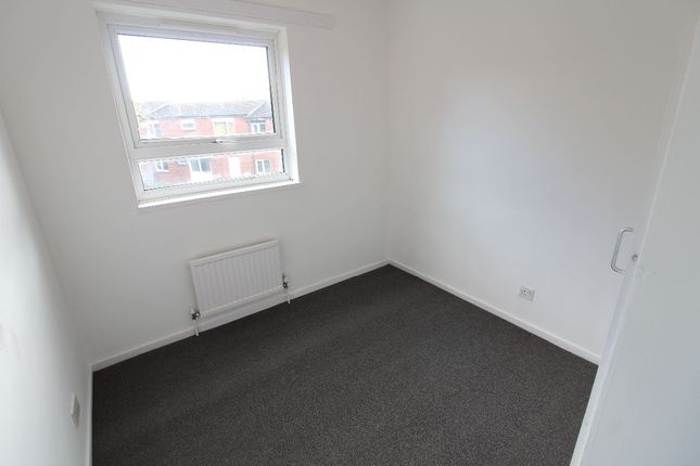 Terraced house to rent in Blakemore, Brookside, Telford
