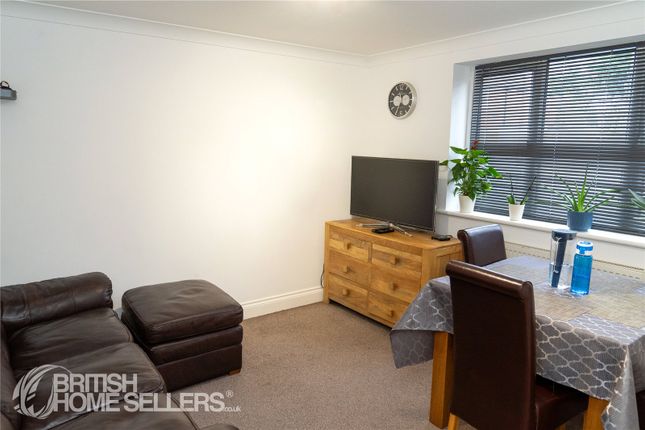 Flat for sale in Tanners Way, Crowborough, East Sussex