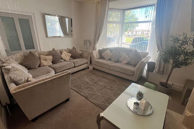 12 St. Helens Crescent, Swansea photo 2