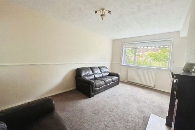 14, Shaw Avenue, South Shields photo 4