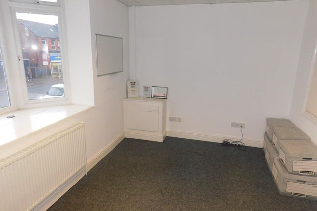 Property to rent in Allerton Road, Mossley Hill